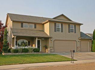 335 E Striped Owl Dr, Kuna, ID 83634