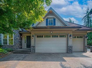 14208 33rd Ave, Surrey, BC V4P 3L9