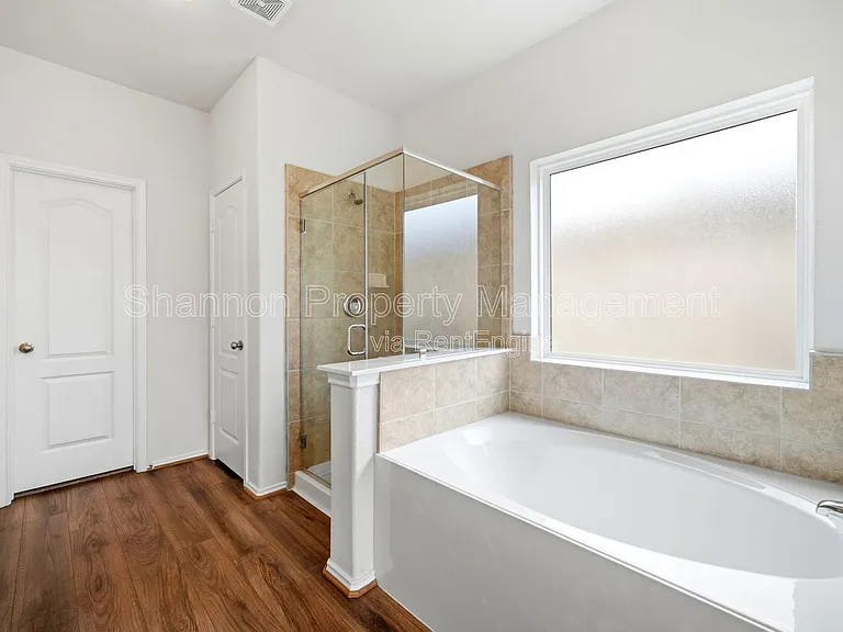 5309 Camerford Ct — Photo 26