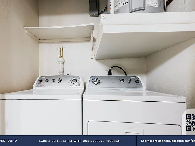 Washer/Dryer in Apartment