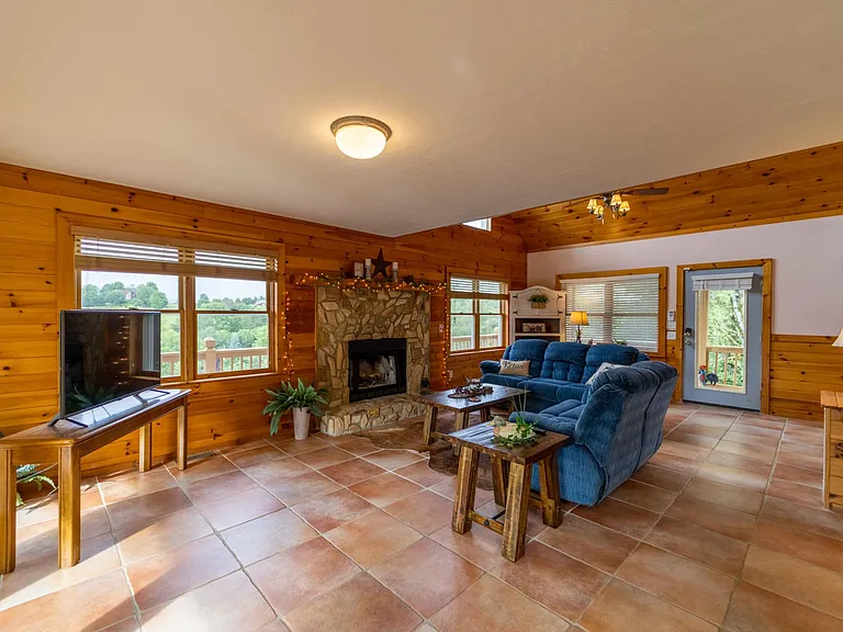 361 Deer Crossing Rd — Photo 15