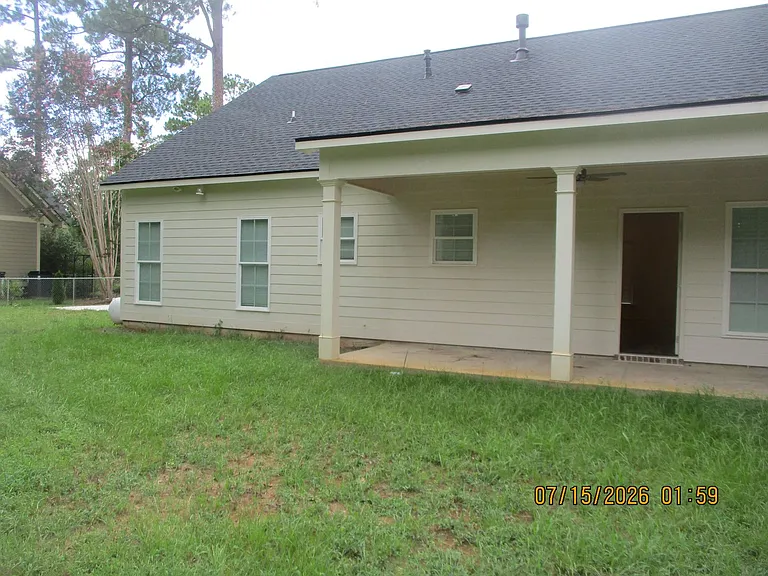 113 Tybee Ln — Photo 2