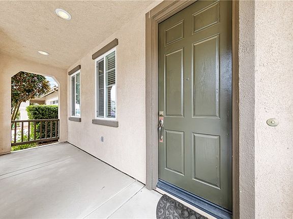 4th image of 851 Curry Dr
