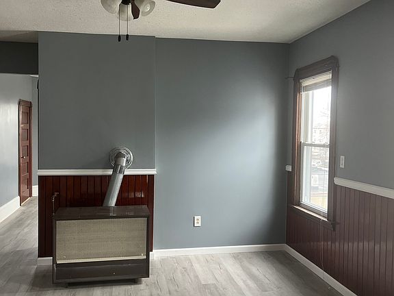 5th image of 272 Davis St #3