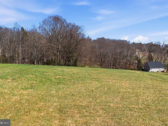 4th image of Malvern Dr
