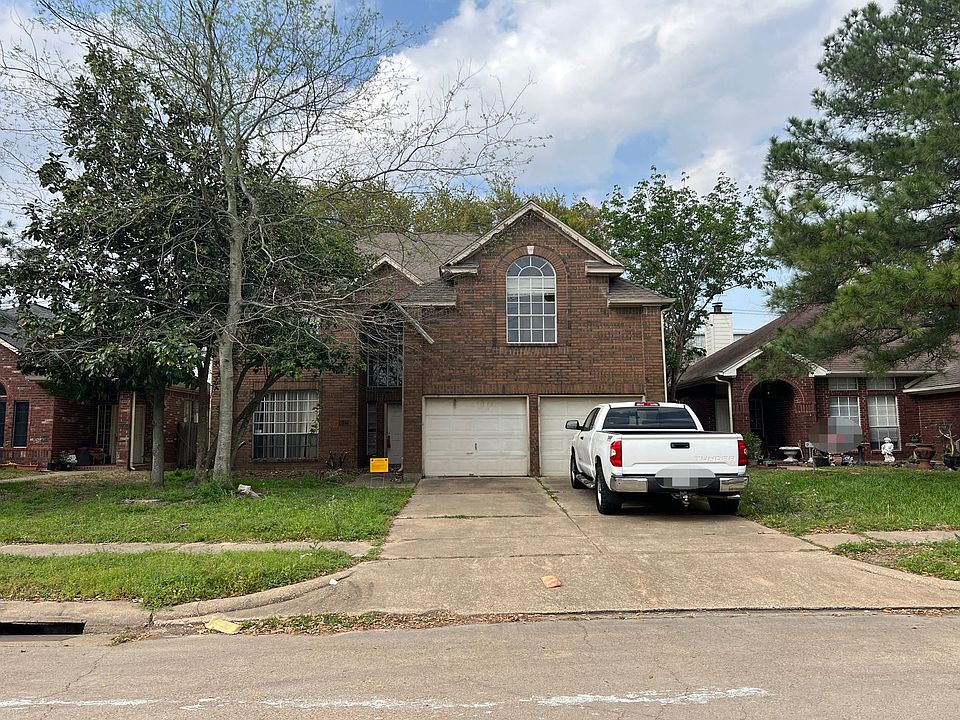 1st image of 10470 N Pagewick Dr