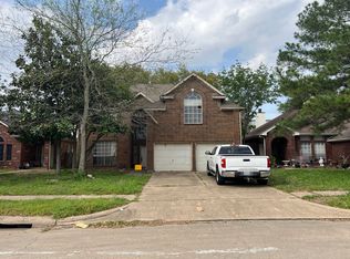 10470 N Pagewick Dr, Houston, TX 77041