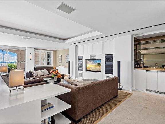 3rd image of 7812 Fisher Island Dr #7812