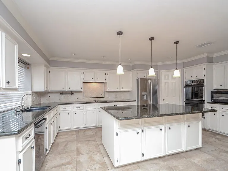 24706 Mather Dr — Photo 13