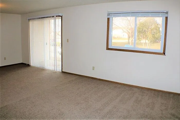 2620 Westwinds Dr #10 — Photo 8