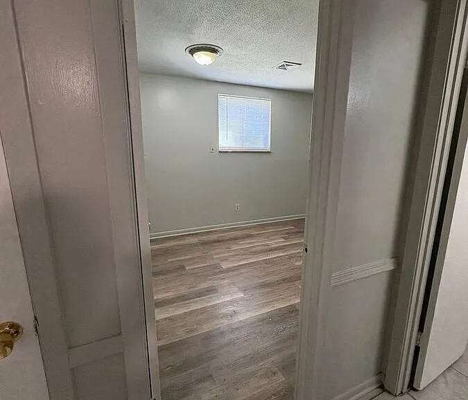 2101 Ottawa St #101B — Photo 6