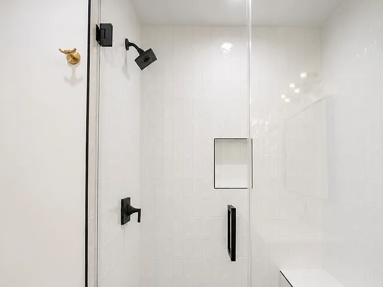 12720 Burbank Blvd #305 — Photo 14