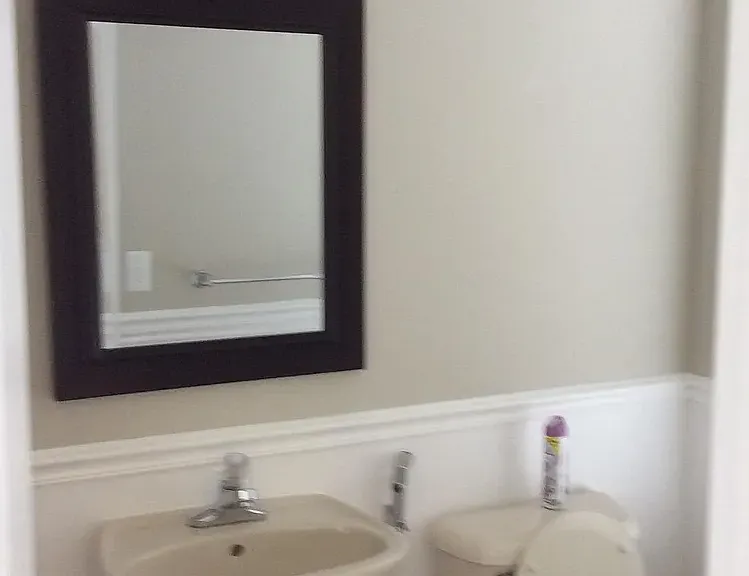 5235 Greenlawn Dr — Photo 1