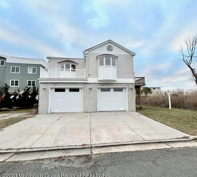 403 Cedar Ave — Photo 3