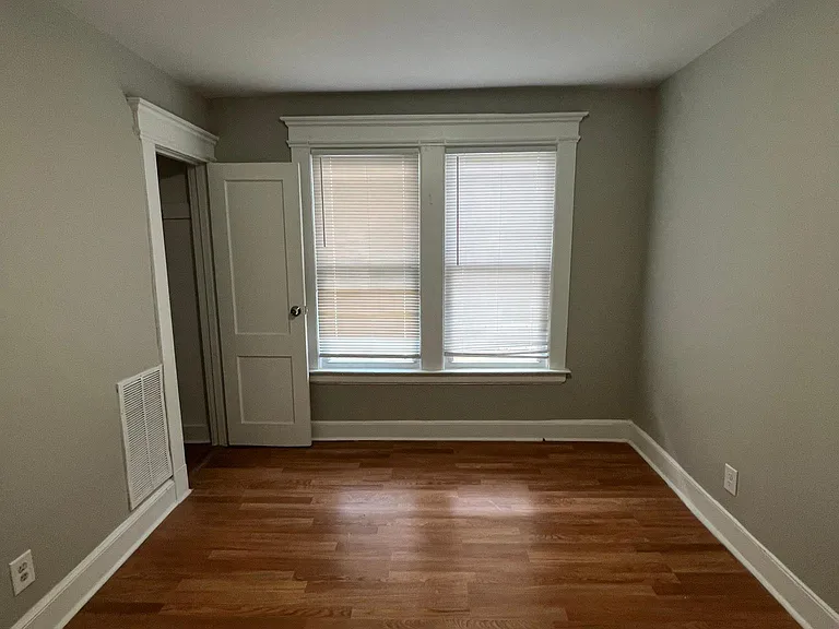 21 Sheffield Ave #3 — Photo 5
