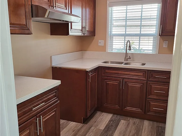 11016 Townley Dr — Photo 5