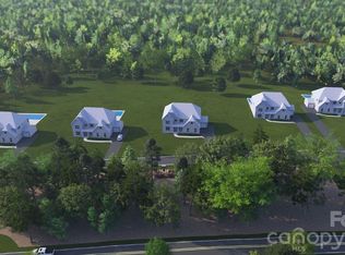 313 Weddington Grove Ln, Weddington, NC 28104