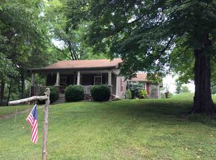 317 Chapman St, Athens, TN 37303