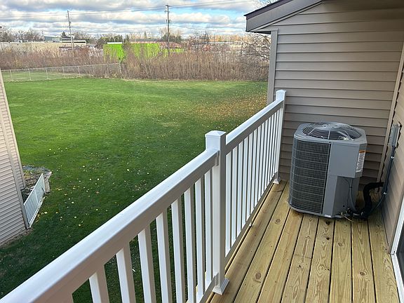 5th image of 4350 Norman Dr SE APT 203