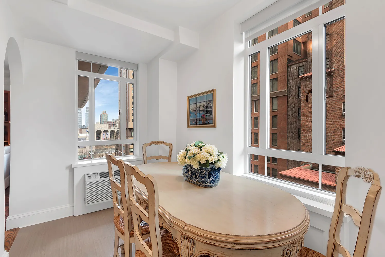 25 Central Park West — Photo 3