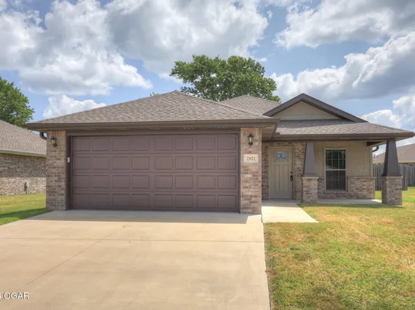 2021 Eagle Dr, Neosho, MO 64850