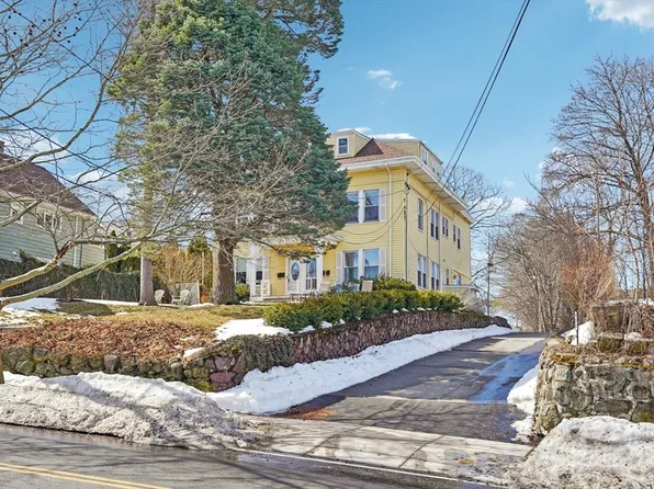 123 White St Unit 123, Belmont, MA 02478