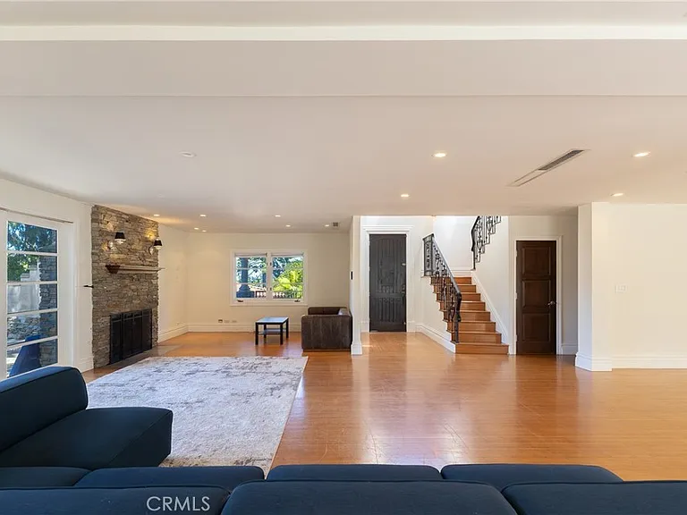 3441 White Rose Way — Photo 10