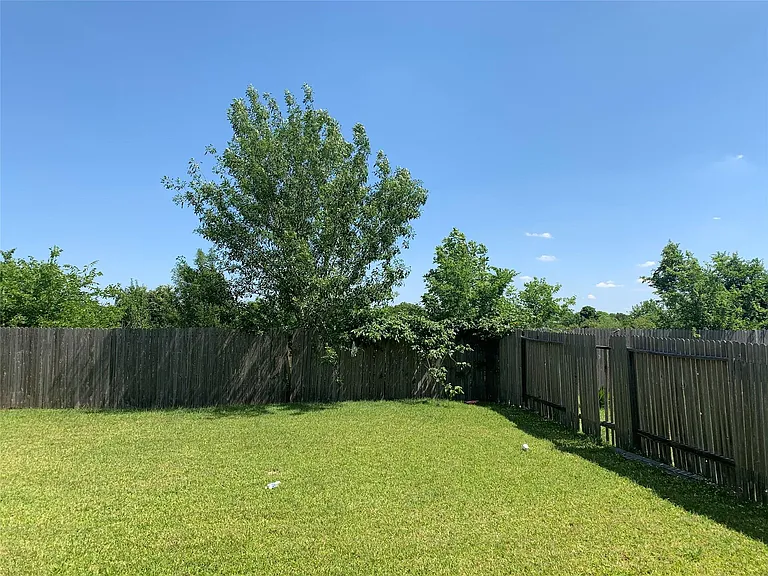 3114 Junction Dr — Photo 14