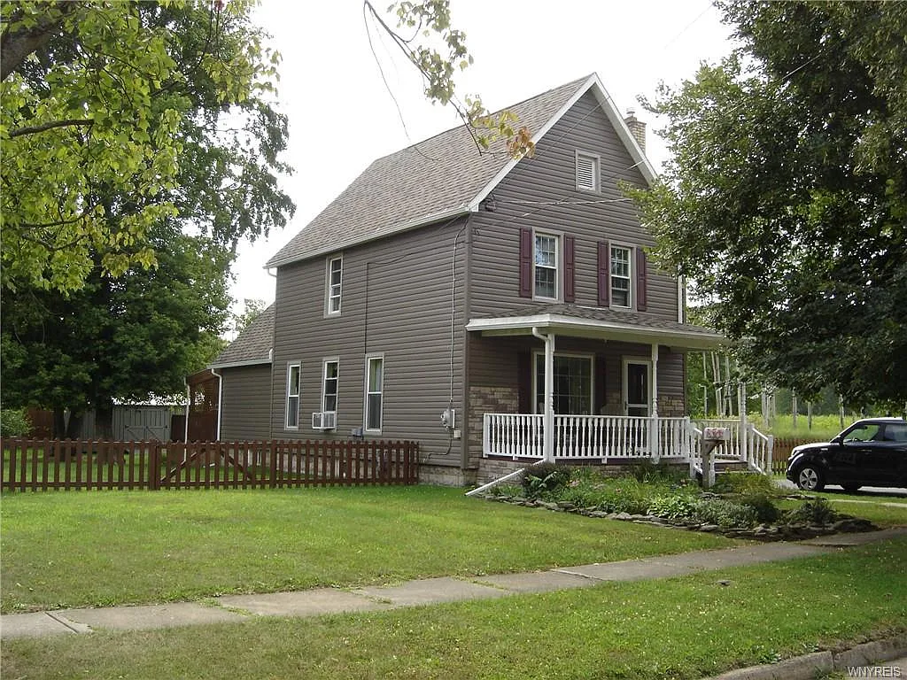 129 S 17th St photo 1