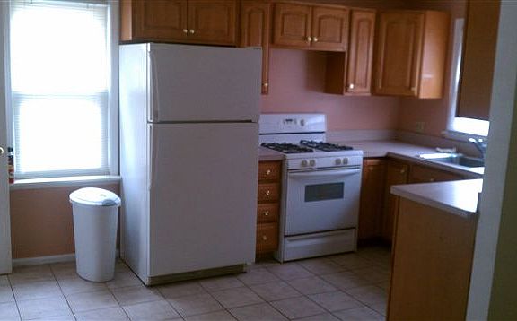 Fully-equipped kitchen
