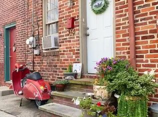 302 Sears St, Philadelphia, PA 19147