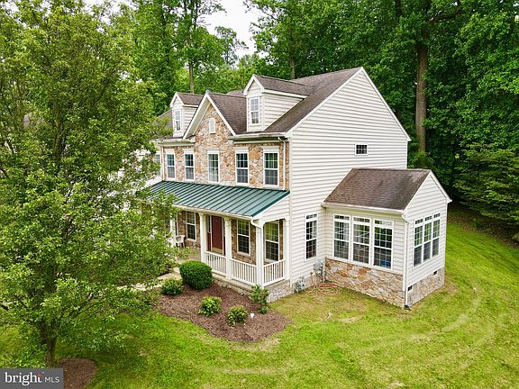 5th image of 1363 Brookstone Dr