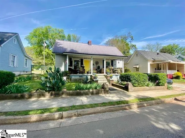 12 Wrigley St, Greenville, SC 29605