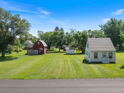 109 S Brook St, Hendricks, MN, 56136