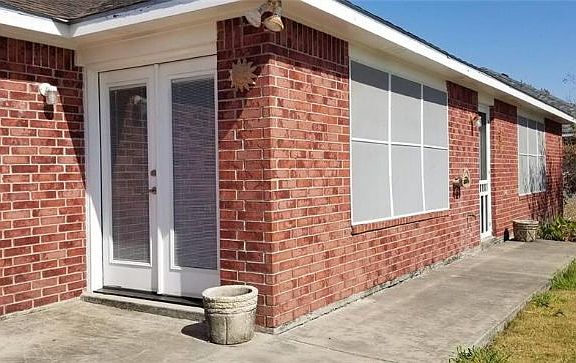 5th image of 1924 Meadow Way Dr