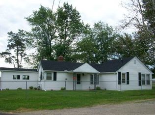 374 Roberts St, Groveland, IL 61535