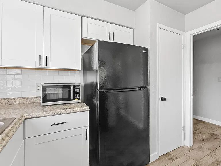 7505 Saint Amant Pl #A — Photo 14