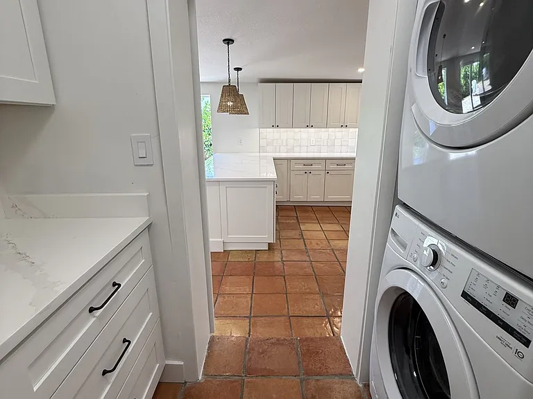 Laundry & Pantry