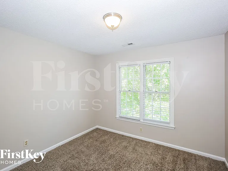 10400 Hellebore Rd — Photo 13