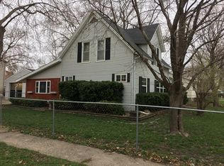 228 3rd St SE, Badger, IA 50516