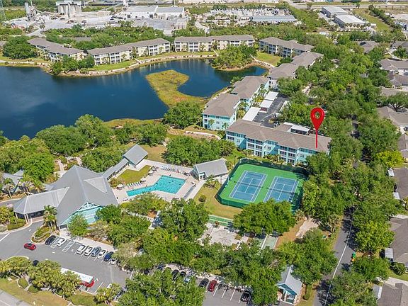 5th image of 19385 WATER OAK DRIVE #301