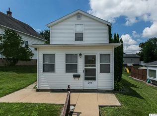 295 Bryant St, Dubuque, IA 52003