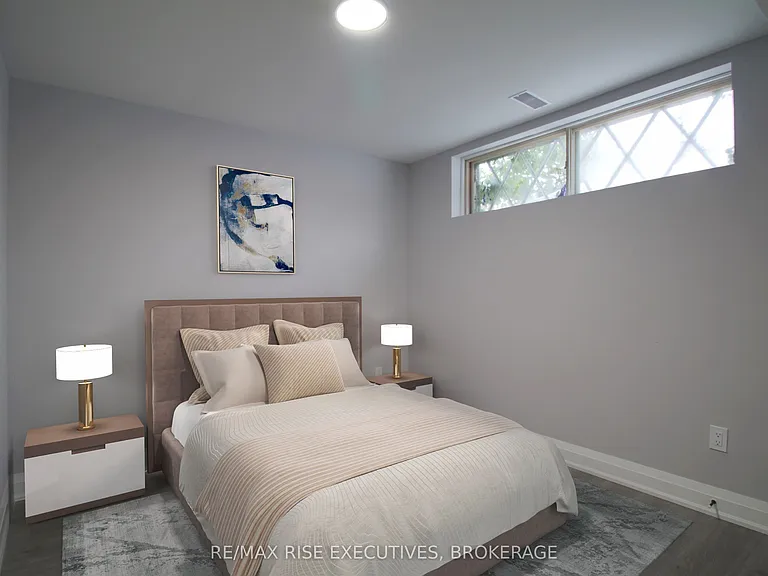 130 Weller Ave #2 — Photo 5