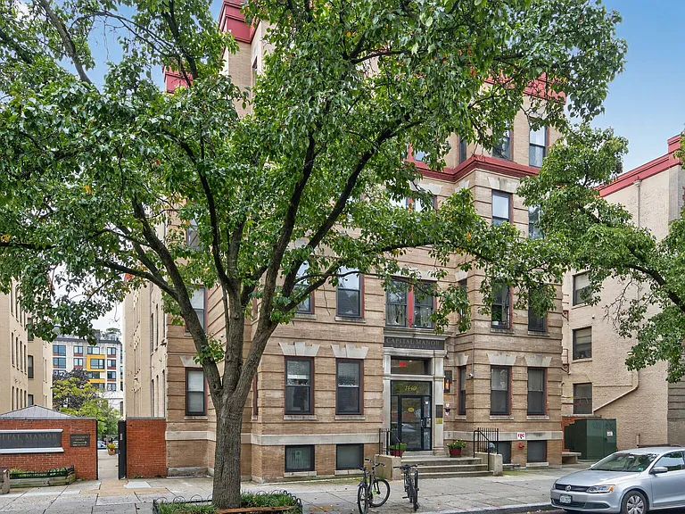 1440 W St NW #106 — Photo 25