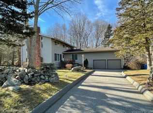12 Coachman Pike, Ledyard, CT 06339