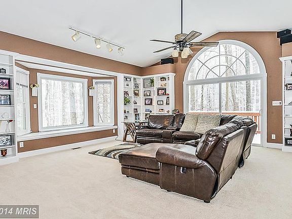 4th image of 11401 Lilting Ln