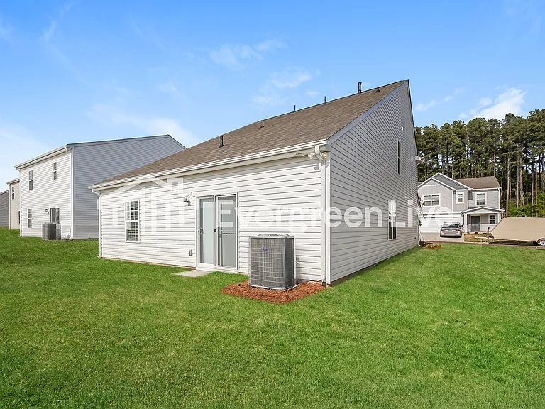 1372 Hugh Mack Ct — Photo 15
