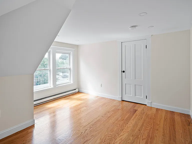 57 Yale St #57 — Photo 5