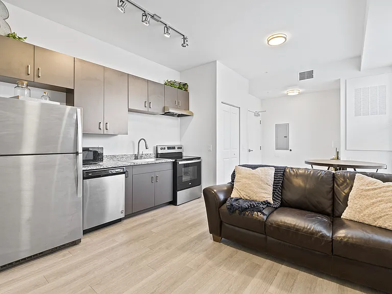 The Gardens Apartments — Photo 6