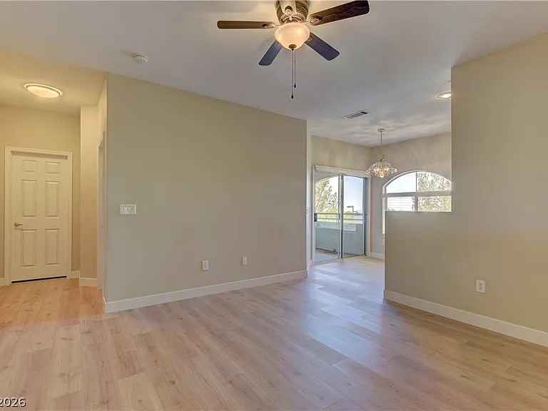 1310 Red Gable Ln #203 — Photo 6